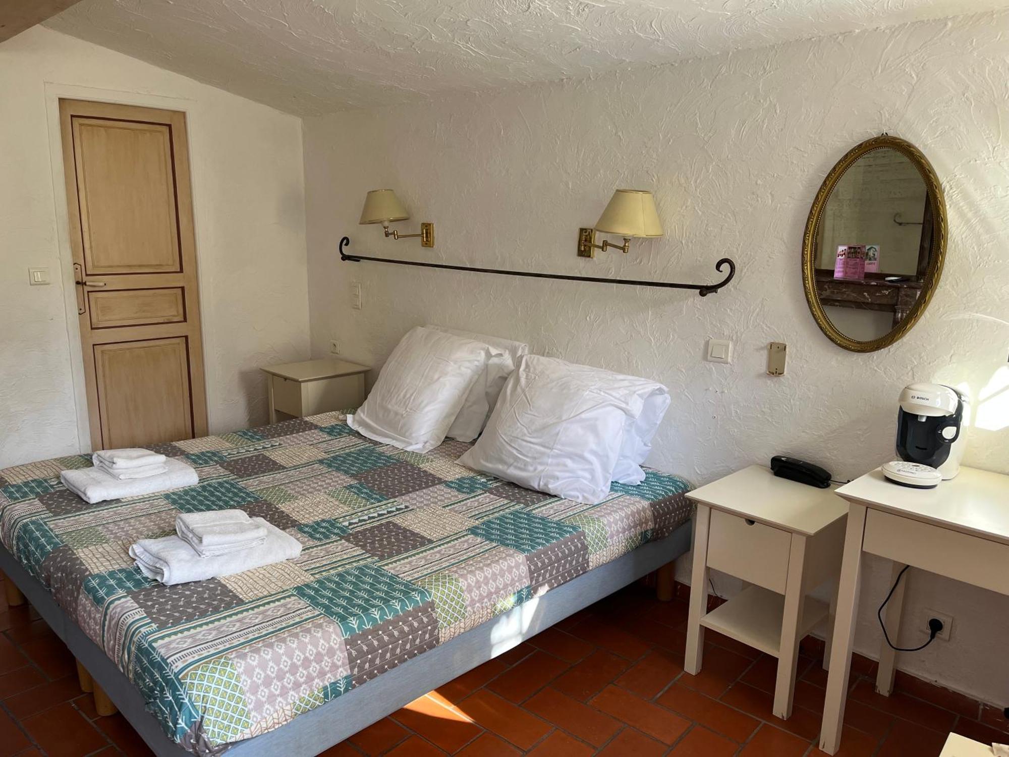 La Villa Roseraie , Hotel Familial Ouvert Toute L Annee Vence Buitenkant foto