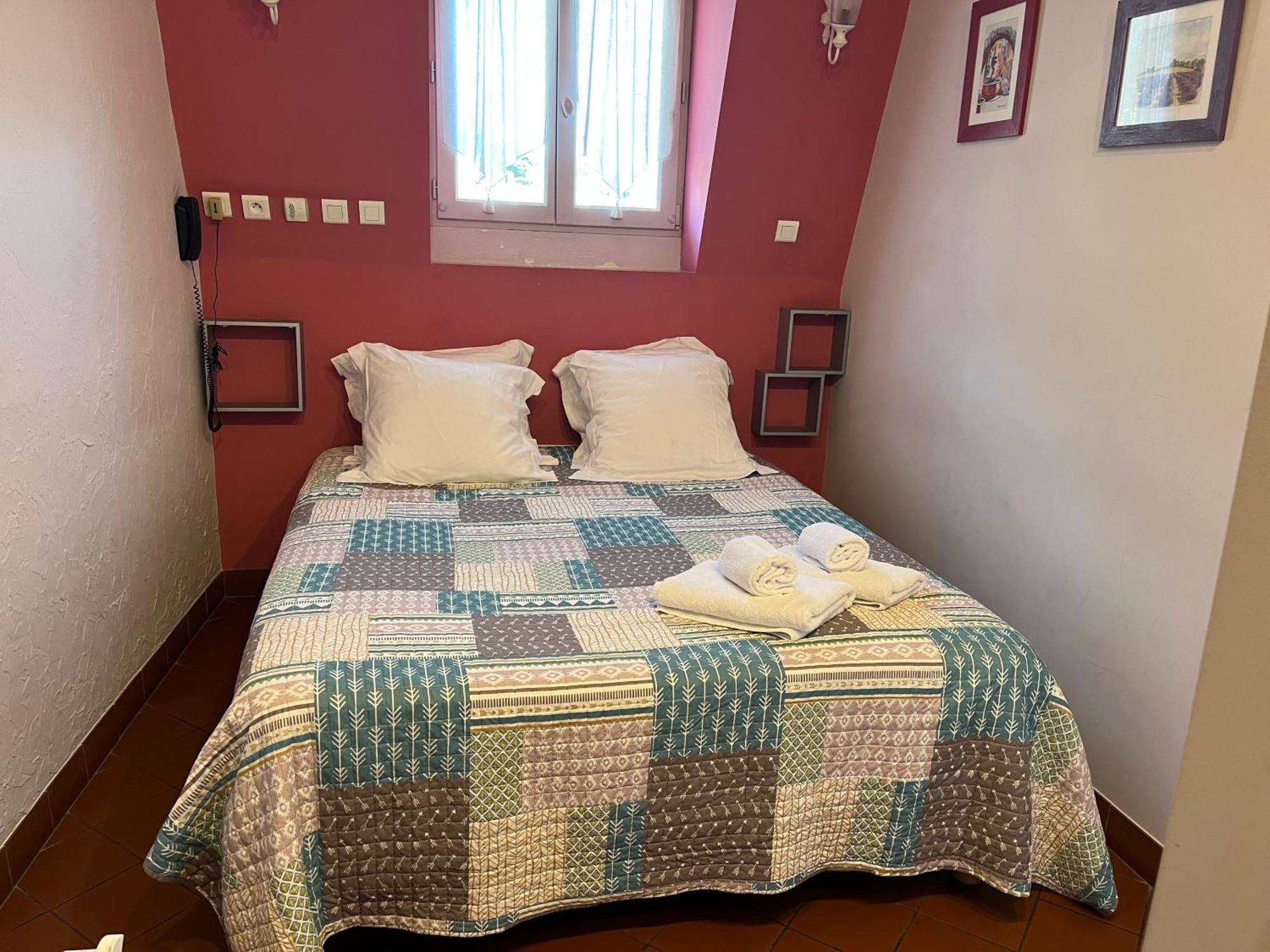 La Villa Roseraie , Hotel Familial Ouvert Toute L Annee Vence Buitenkant foto