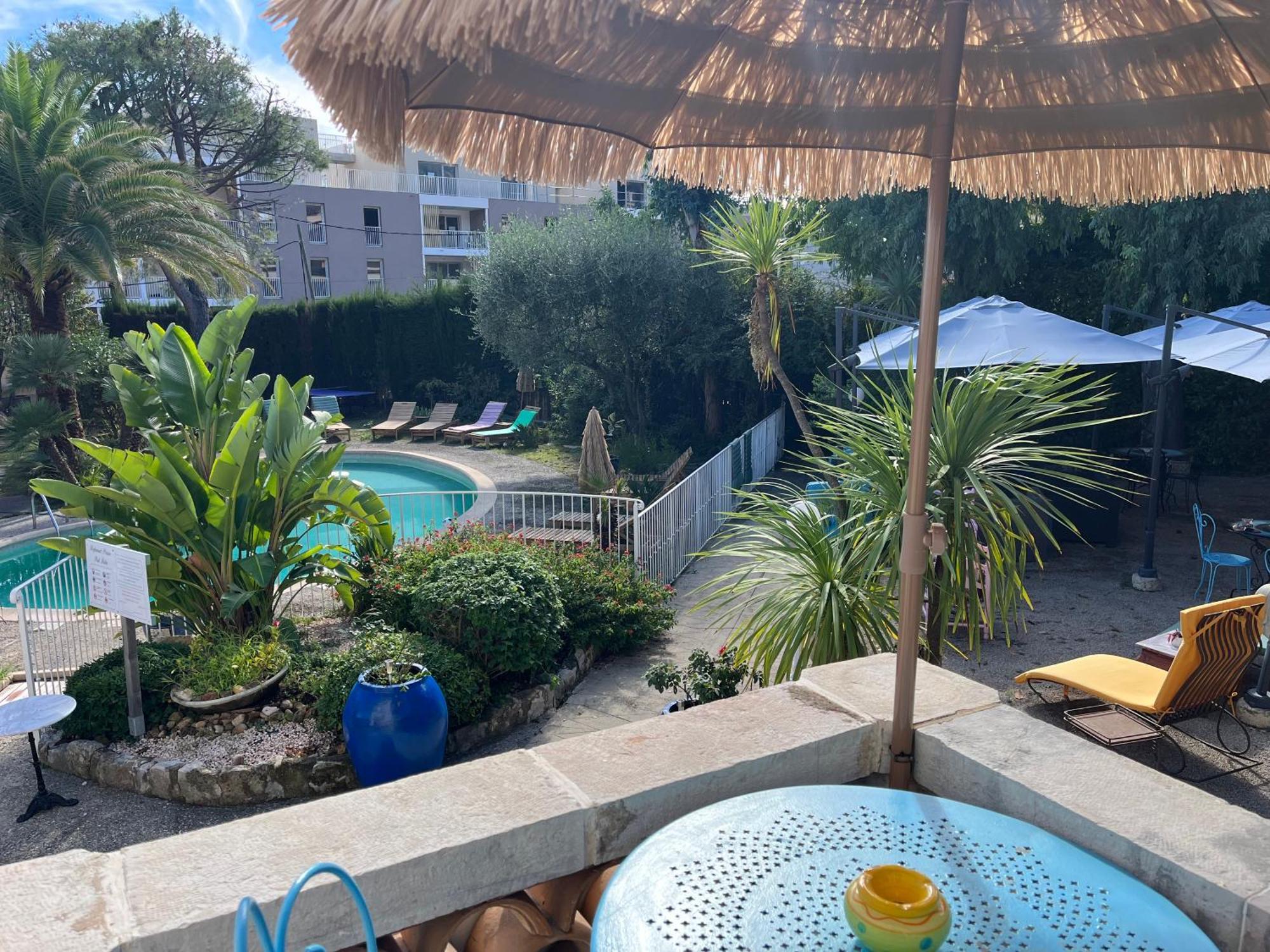 La Villa Roseraie , Hotel Familial Ouvert Toute L Annee Vence Buitenkant foto