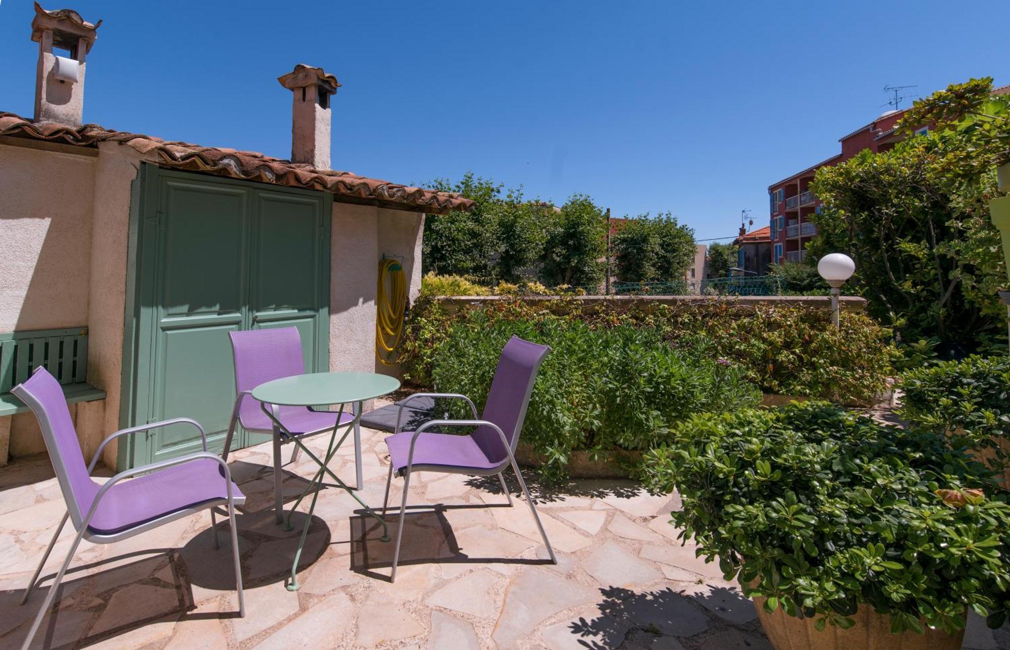 La Villa Roseraie , Hotel Familial Ouvert Toute L Annee Vence Kamer foto