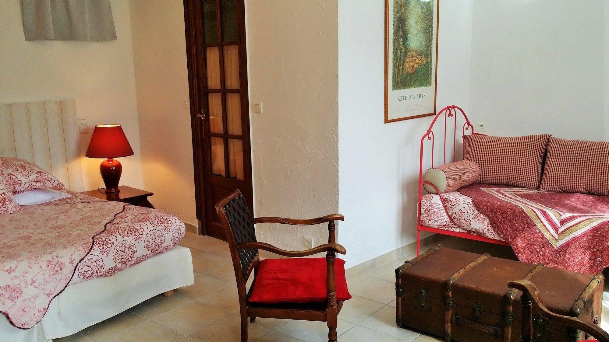 La Villa Roseraie , Hotel Familial Ouvert Toute L Annee Vence Buitenkant foto