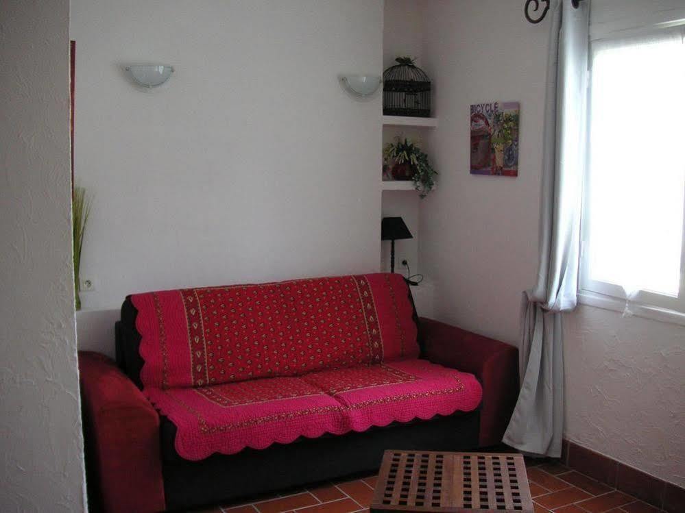 La Villa Roseraie , Hotel Familial Ouvert Toute L Annee Vence Buitenkant foto
